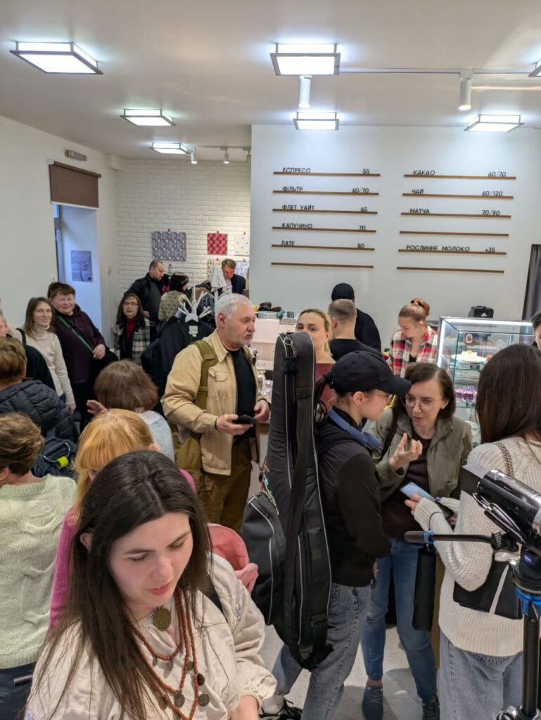 У Києві, Полтаві і Харкові відбулися презентації нового дослідження Костя Черемського “Повернення традиції”